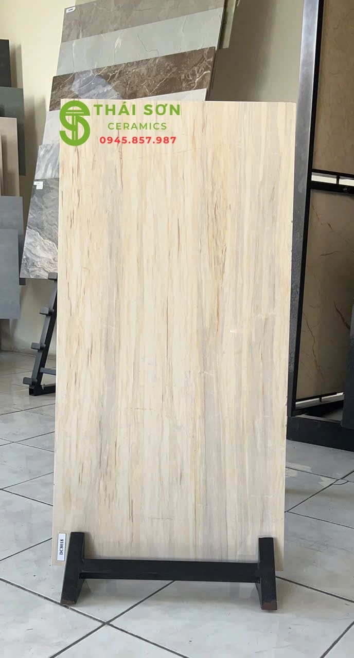 Gạch 40x80 trung quốc ốp tường bóng kiếng màu vàng kem nhạt