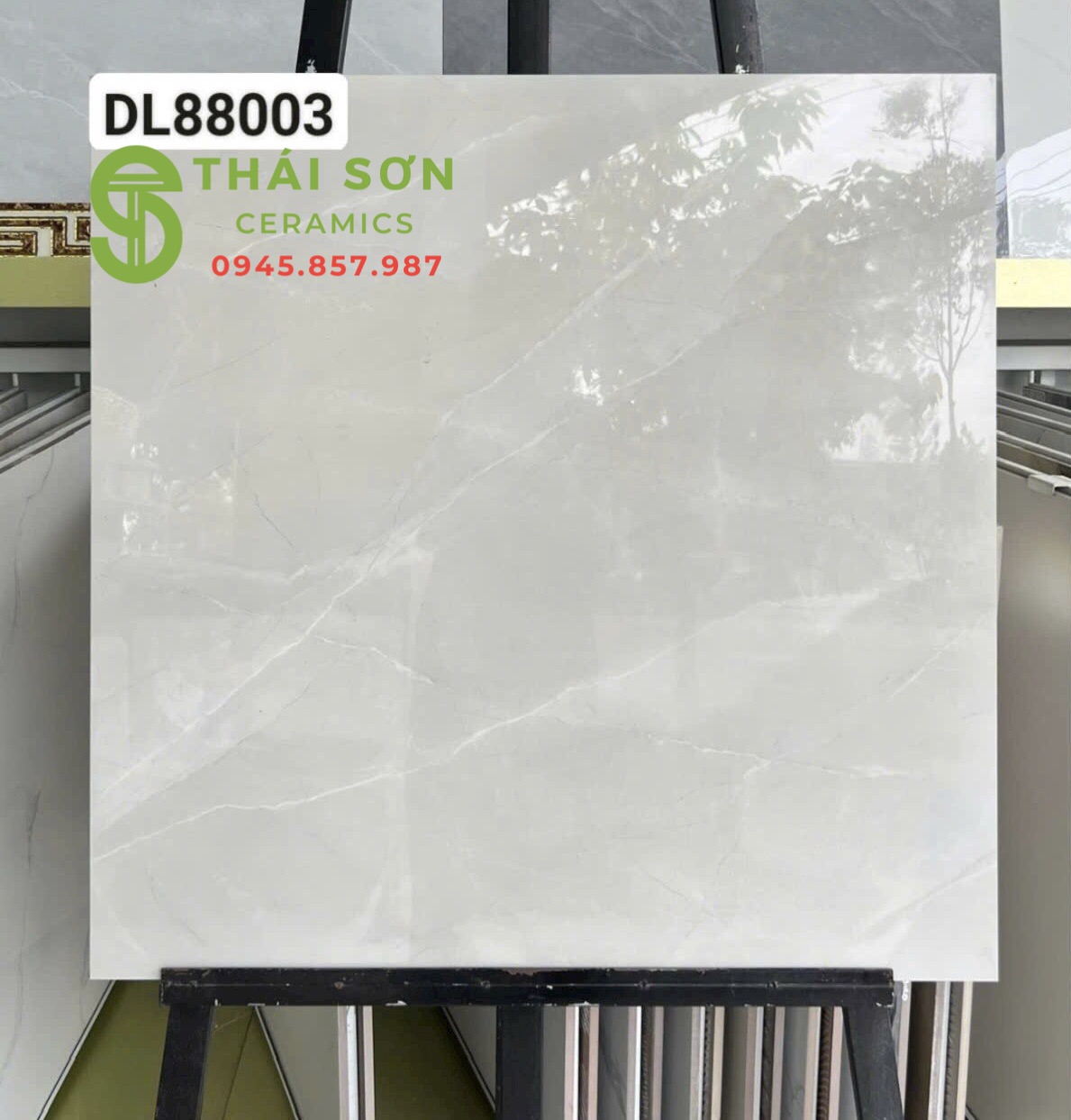 Gạch trung quốc 80x80 lát nền vân đá xám sang chảnh