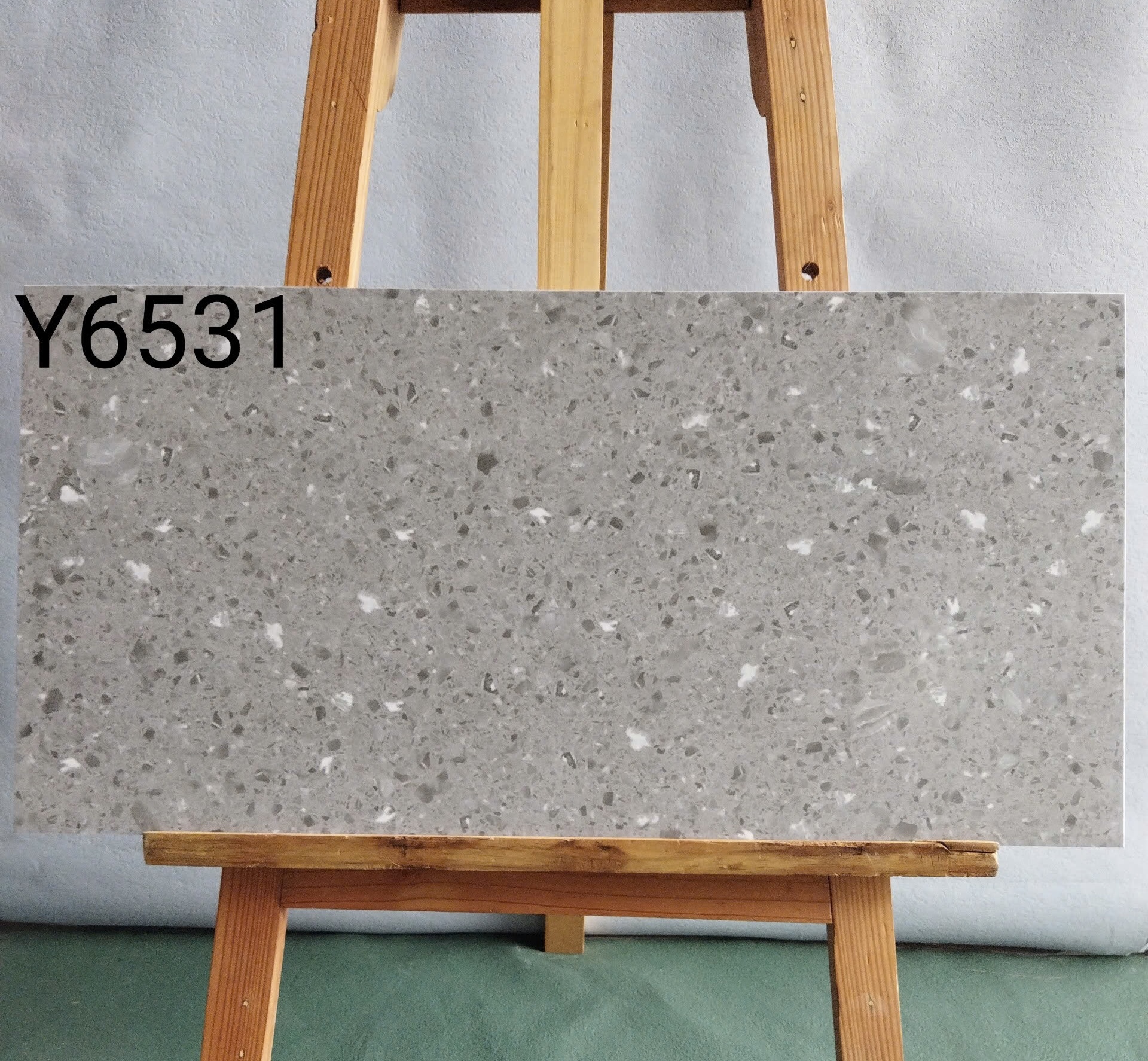 Gạch terrazzo đá mài xám 30x60 ốp tường