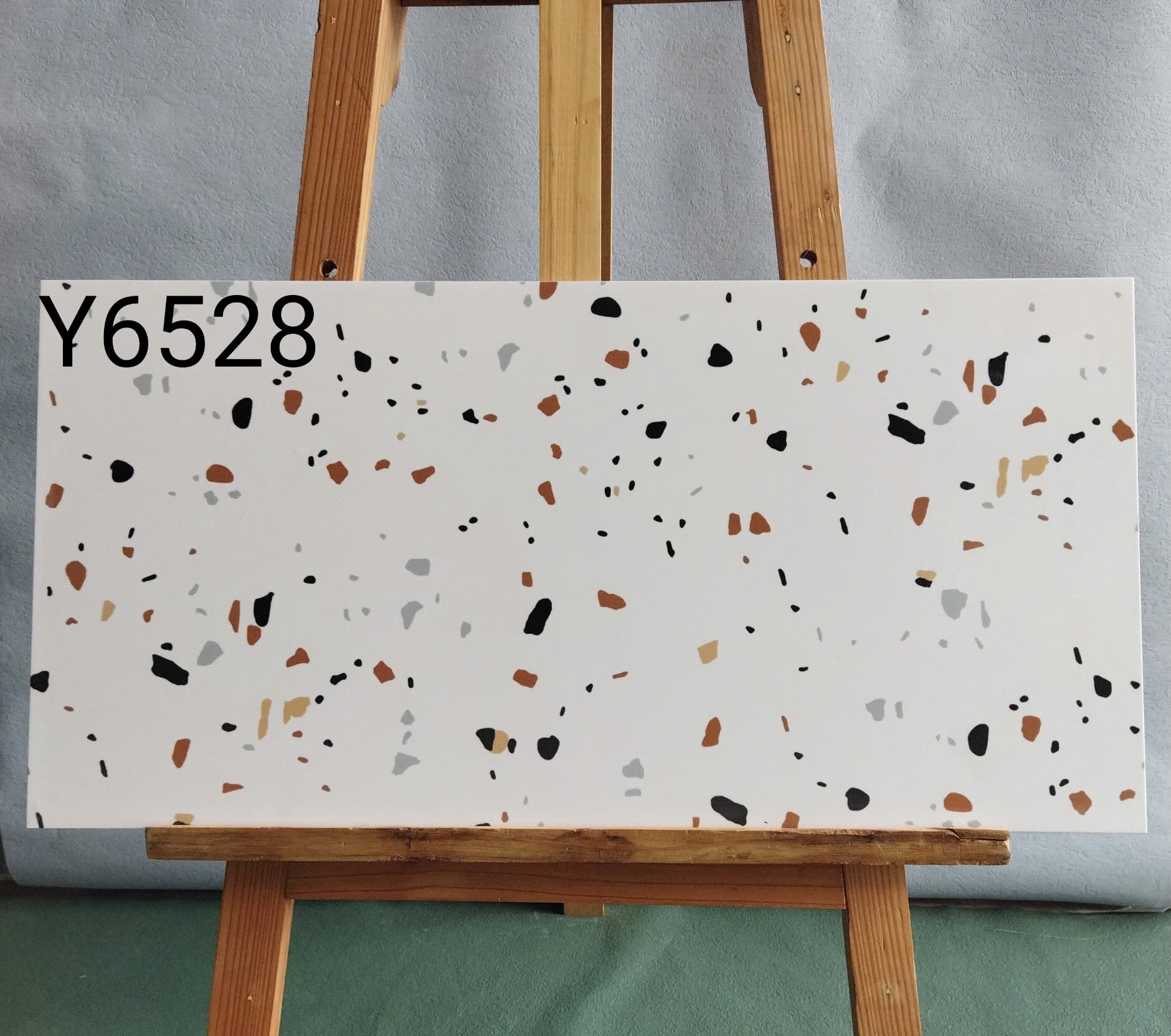 Gạch terrazzo ốp tường phòng bếp 30x60 đá mờ