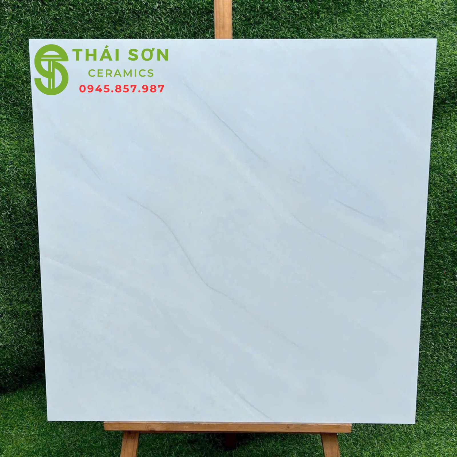 Gạch hà thanh 80x80 bóng kiếng lát nền giá rẻ