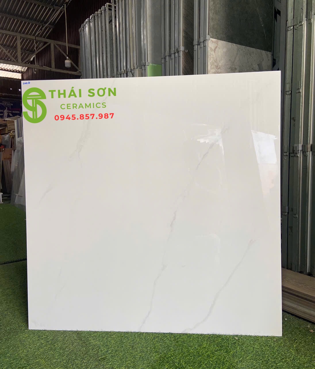 Gạch cmc lát nền 100x100 bóng kiếng trắng vân mây