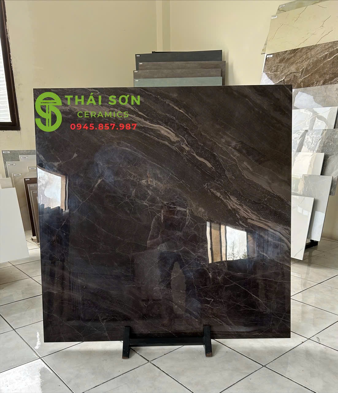 Gạch trung quốc 100x100 đen xám đậm bóng kiếng