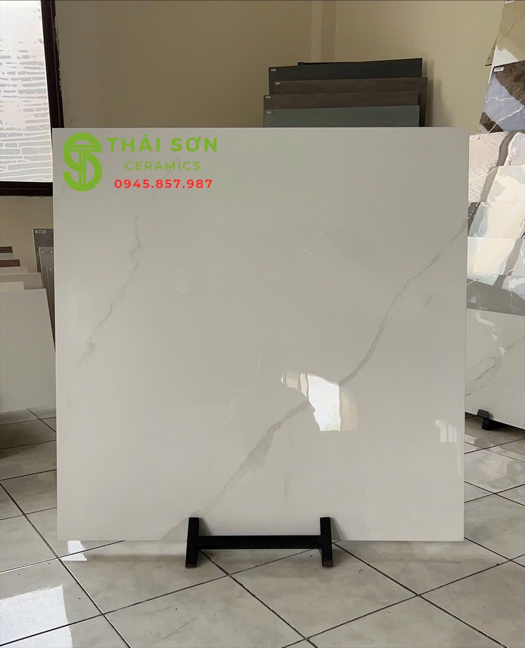 Gạch trung quốc trắng mây 100x100 lát sàn bóng kiếng