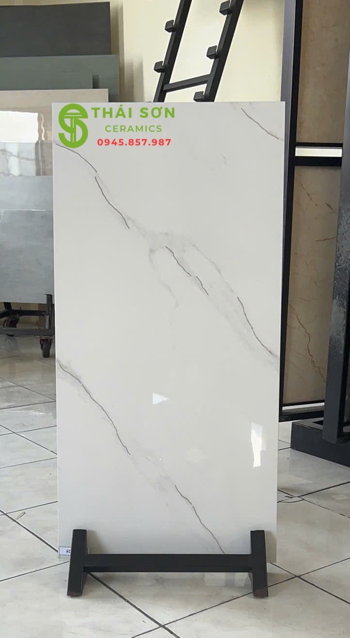 Gạch 40x80 ốp tường trung quốc khắc kim vàng màu trắng
