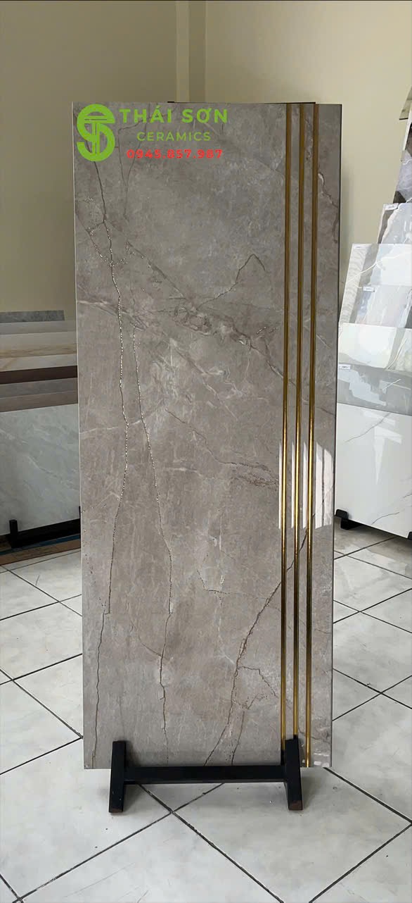 Gạch lát cầu thang 47x120 màu xám nâu nhũ vàng