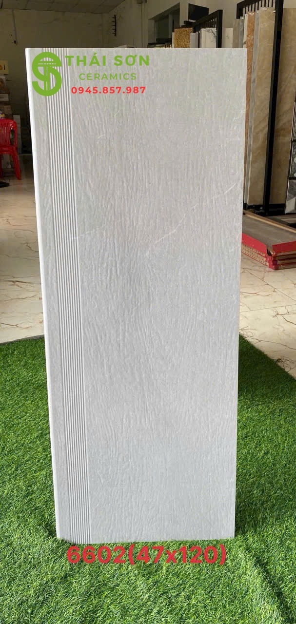 Giá gạch lát cầu thang vân gỗ xám 47x120