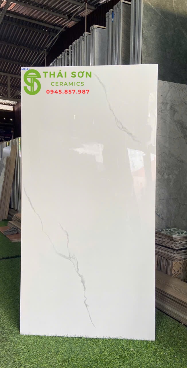 Gạch vicenza trắng vân mây 60x120 bóng kính ốp tường