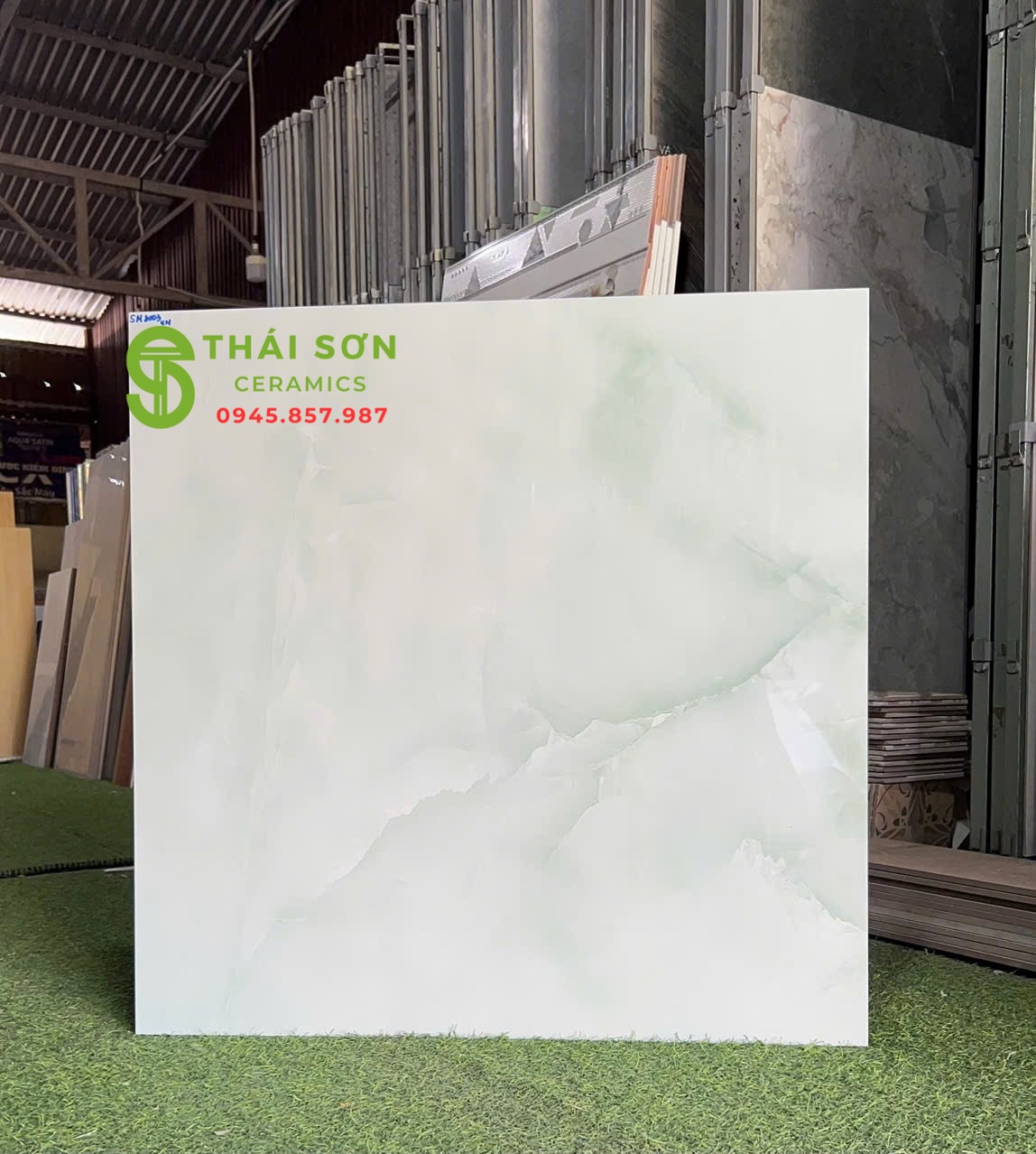 Gạch takao 80x80 bóng kiếng ốp lát màu xanh ngọc