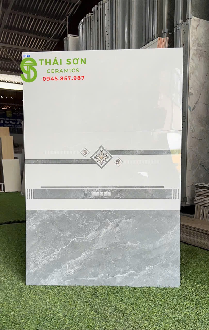 Gạch hà thanh 30x60 bóng kiếng đậm nhạt ốp tường phòng khách