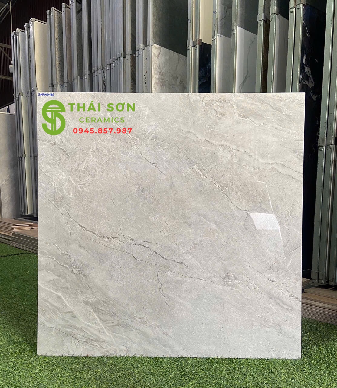 Gạch lát nền màu xám 80x80 catalan xsmart cao cấp Q5