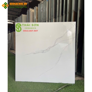 Gạch màu trắng vân mây 100x100 fushita bóng kiếng lát nền