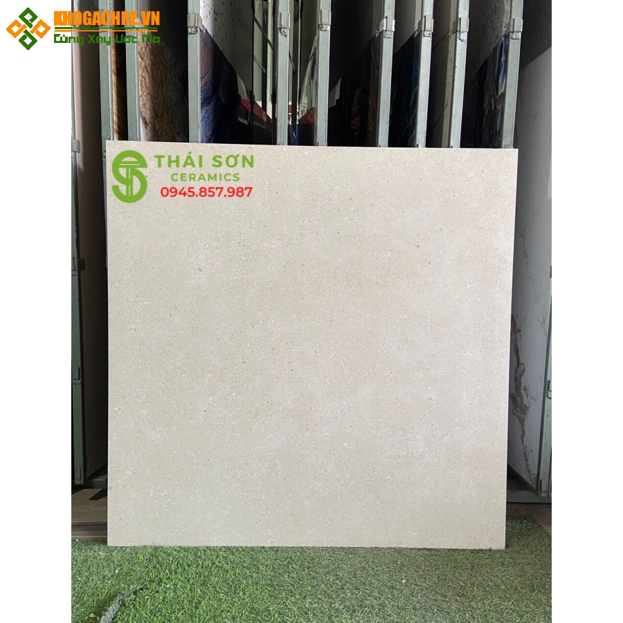 Gạch matt mờ ấn độ 100x100 vân vàng nhạt