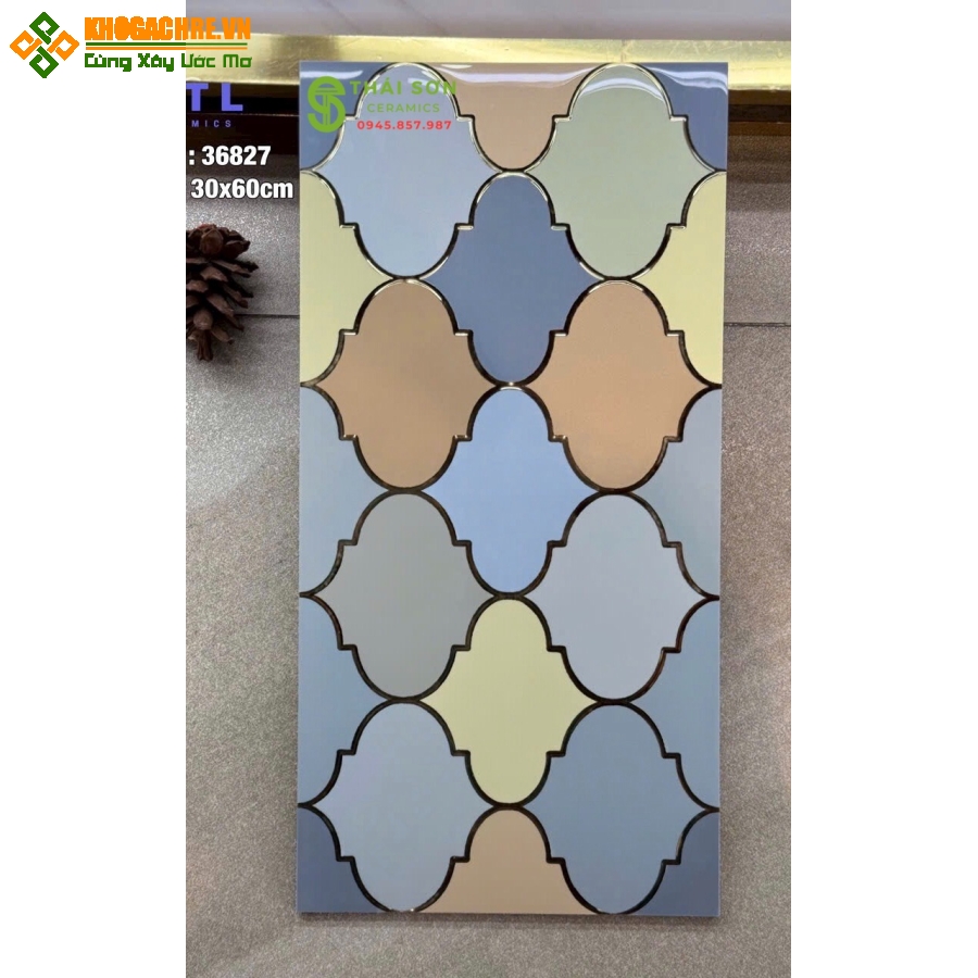 Gạch men bóng nhũ vàng 30x60 ốp tường trang trí
