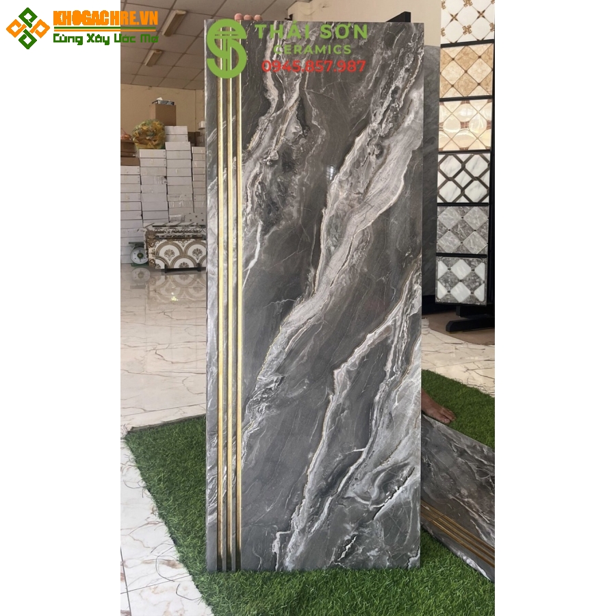 Gạch cầu thang 47x120 khắc kim tông xám chạy chỉ vàng