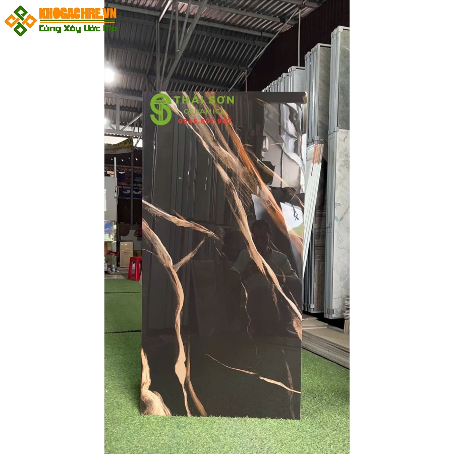 Gạch ấn độ 60x120 siêu bóng đen vân cam 