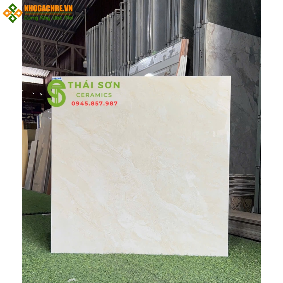 Gạch kem vàng 80x80 takao bóng kính lát nền 