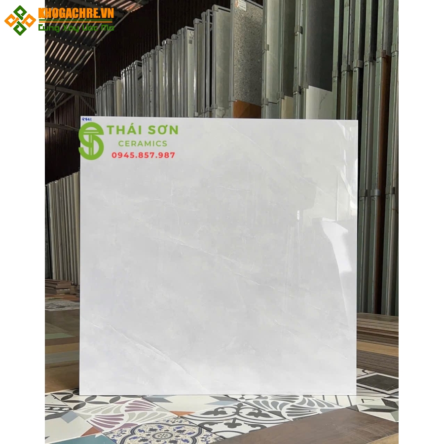 Gạch 80x80 bóng kiếng cmc lát nền màu xám nhạt