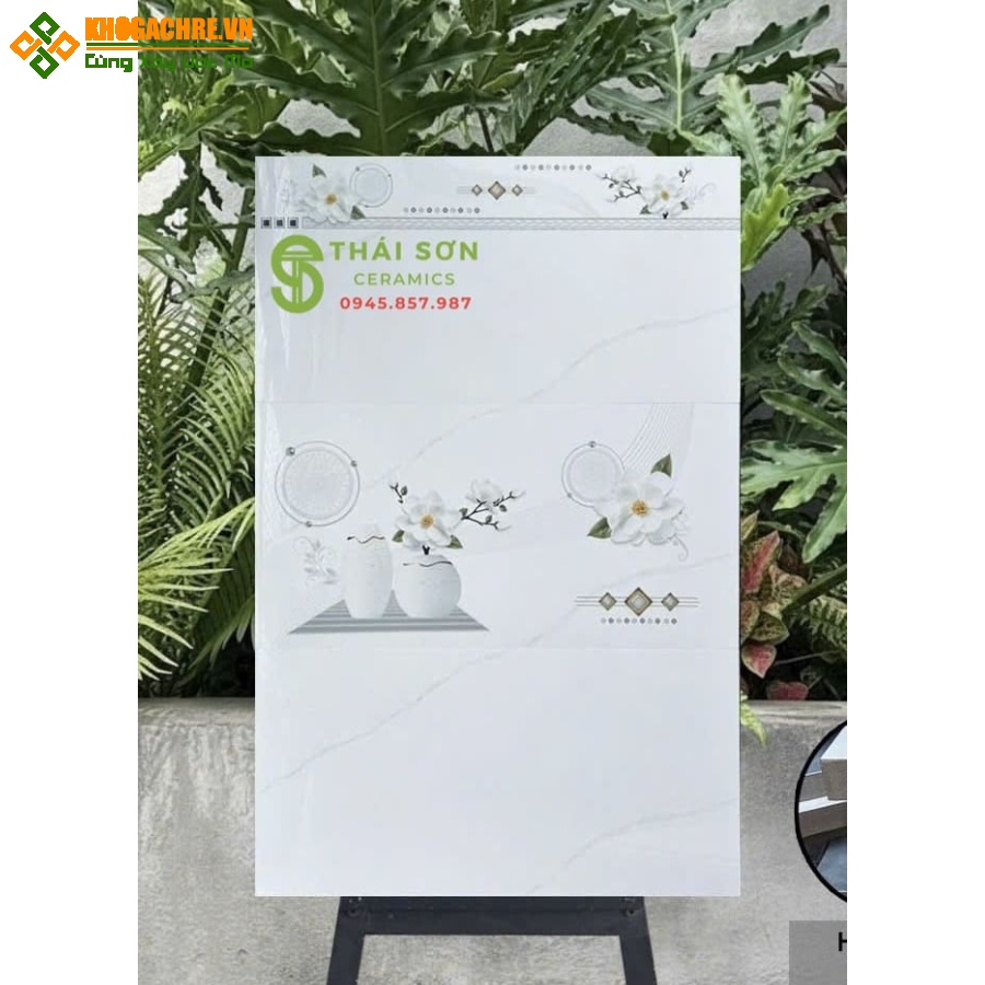 Gạch ốp tường 30x60 bóng kiếng trắng vân khói