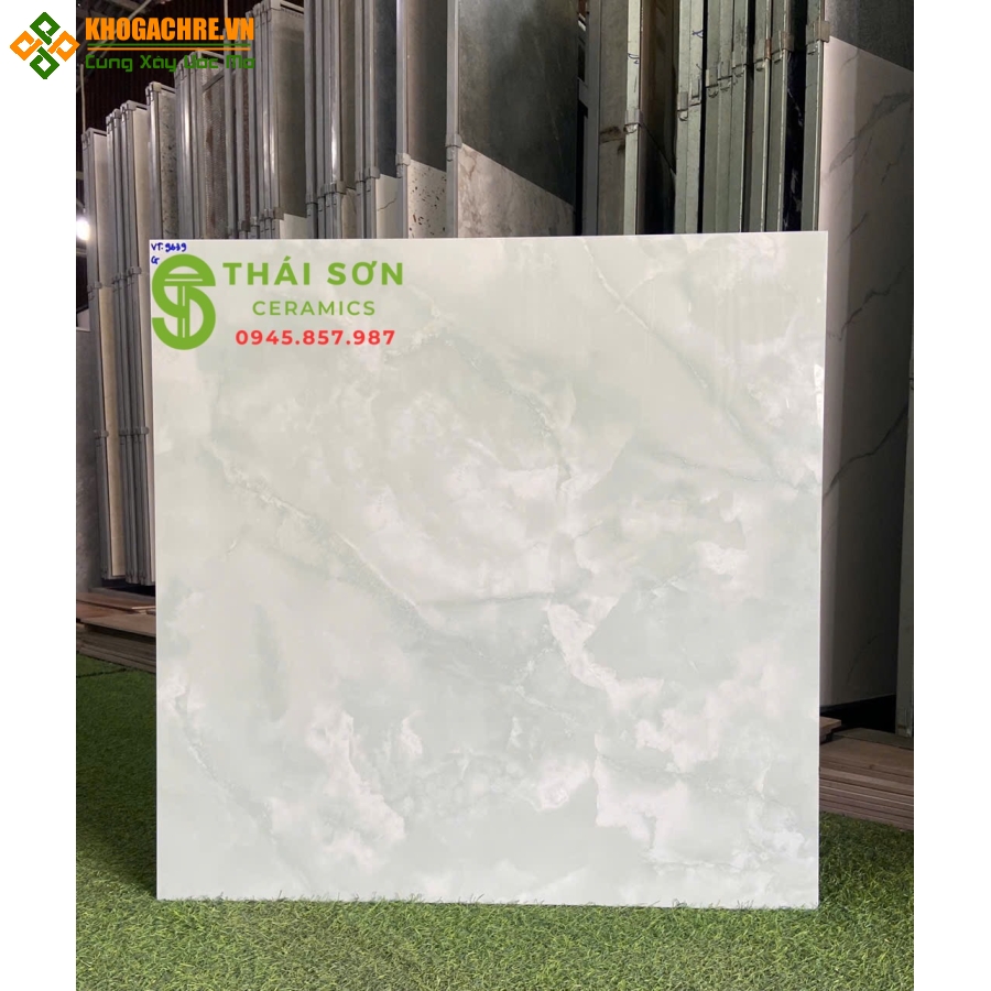 Gạch lát nền màu xanh ngọc 80x80 vitto bóng kiếng